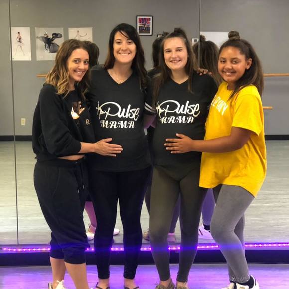 Meet your Posher, Danielle - Picture 1 of 1